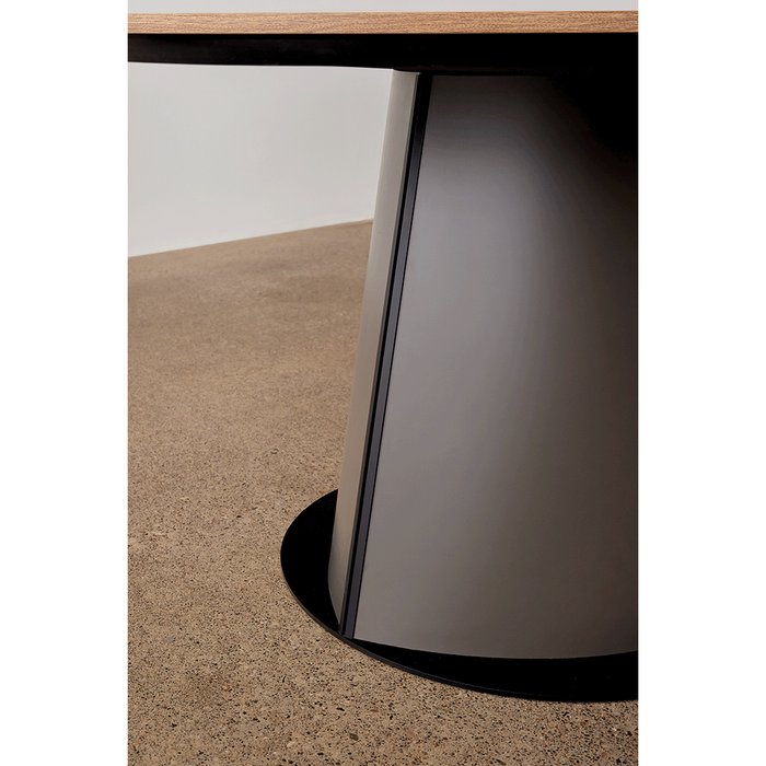 Kynde Meeting Table
