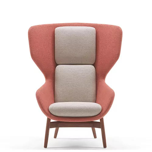 Coy Lounge Chair
