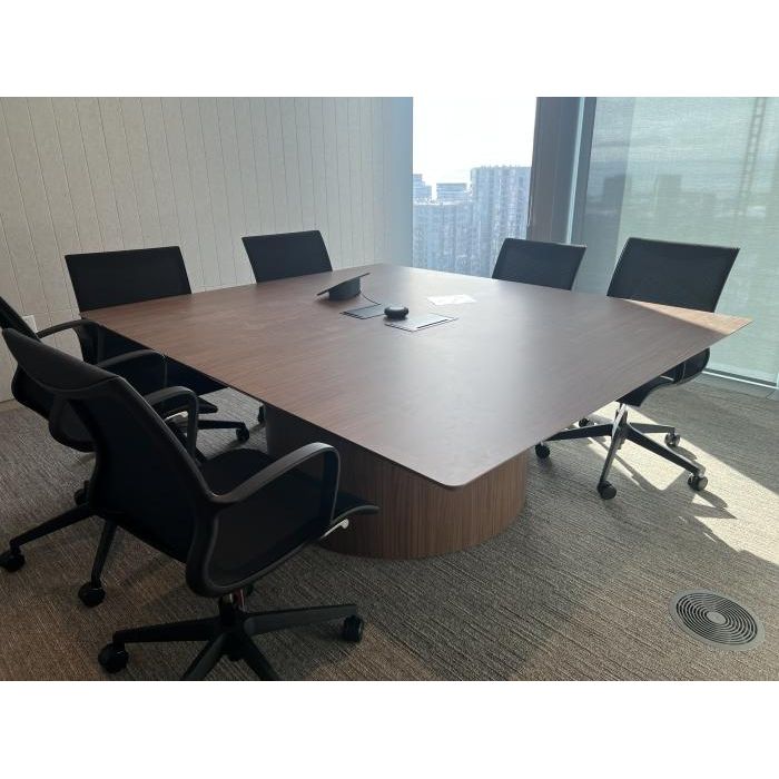Drum Base Meeting Table