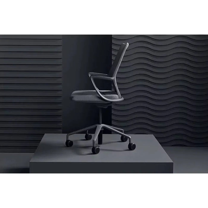 Swurve Meeting Room Chair